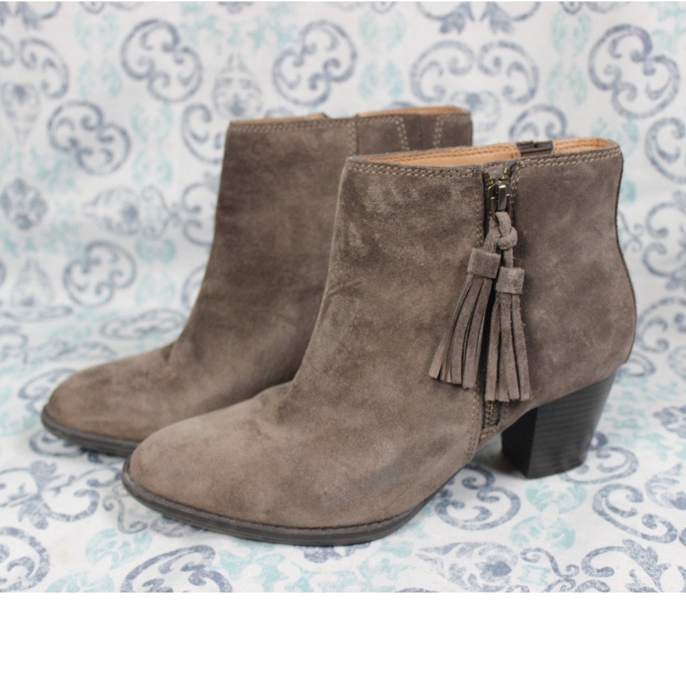 Vionic Madeline Taupe Suede Weather Resistant Tassel Ankle Boots 7.5 TVW5416